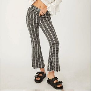 Free People Fine Line Slim‎ Pants women's Small black white striped flare leg